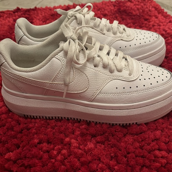 COPY - NIKE  Women's White Court Vision alta - Picture 4 of 4